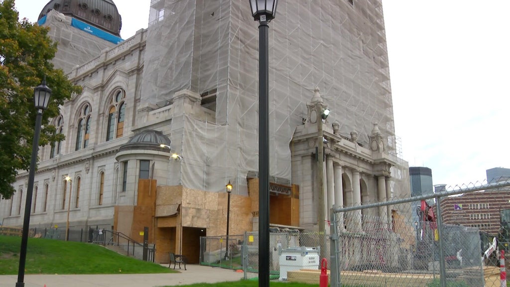 No charges yet after break-in at Basilica of St. Mary in Minneapolis — Cloquet Business news